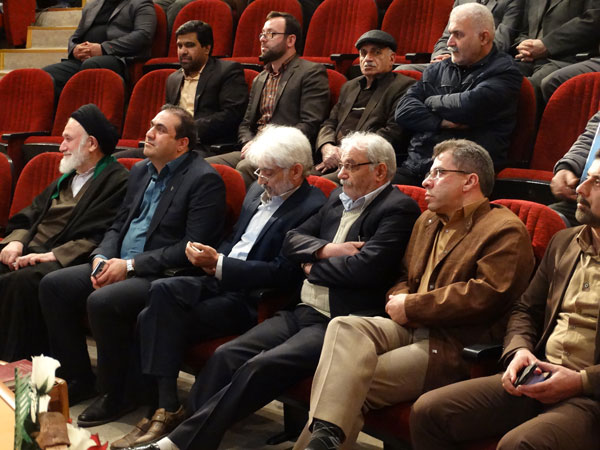 عصرشعری با مدافعان حرم با همکاری موسسه فرهنگی میرداماد، بنیادشهیدانقلاب اسلامی، نهاد عمومی کتابخانه های گلستان(6-10-95)